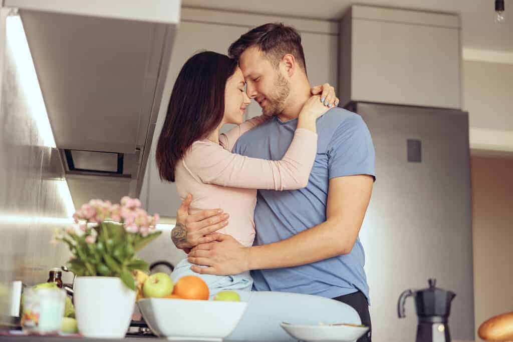 how to be intimate without sex