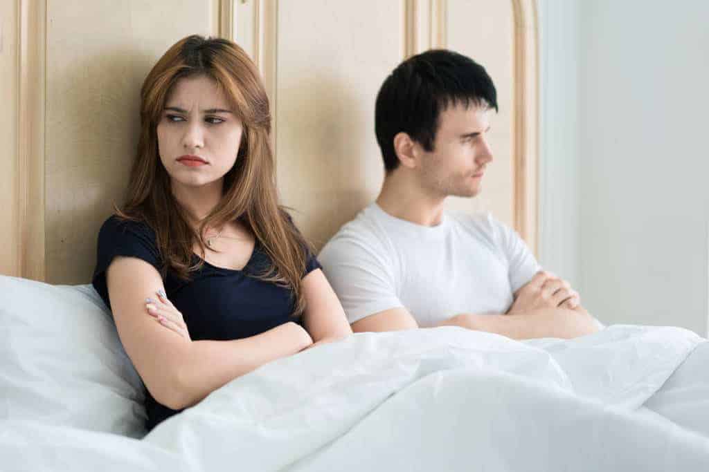 signs you're not satisfying her in bed