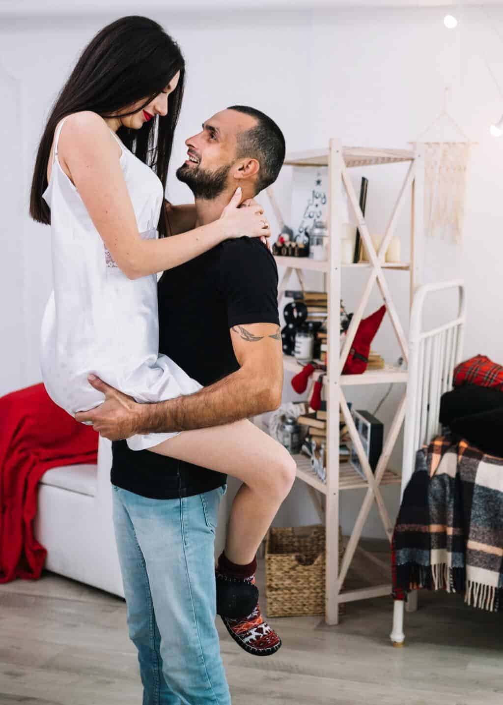 How to satisfy a woman in bed