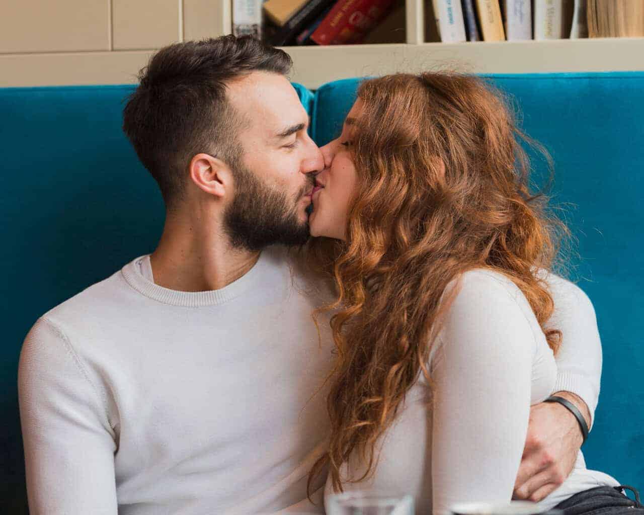 signs she wants you to touch her