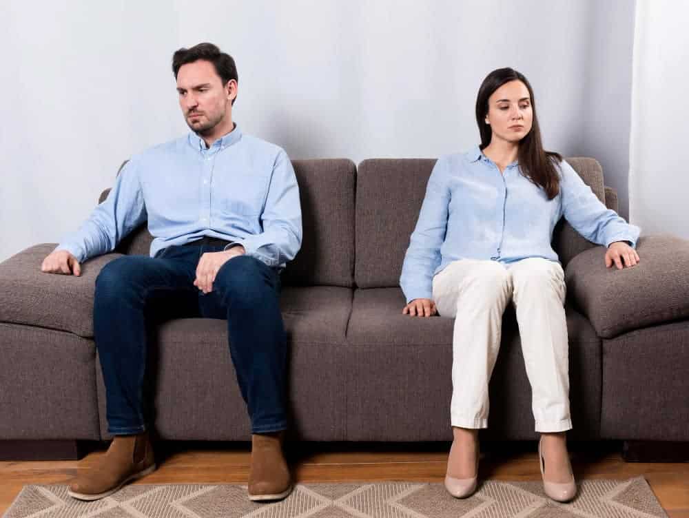 reasons why couples shouldn't sleep in separate bedrooms