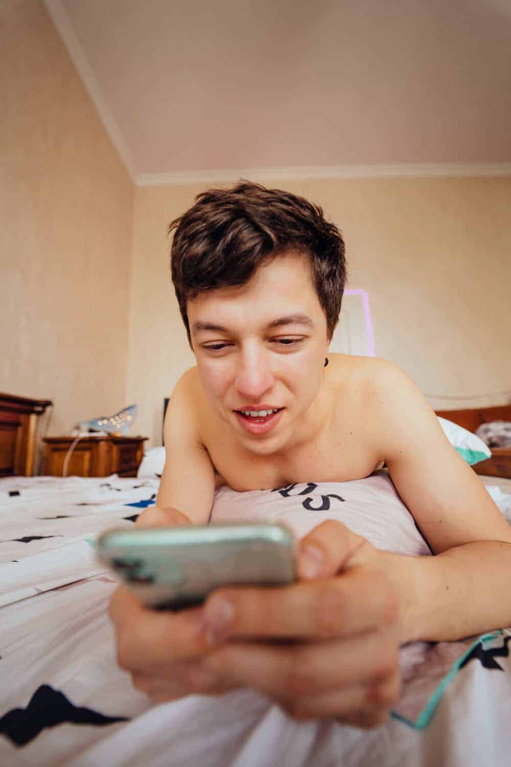 signs a man is addicted to sex