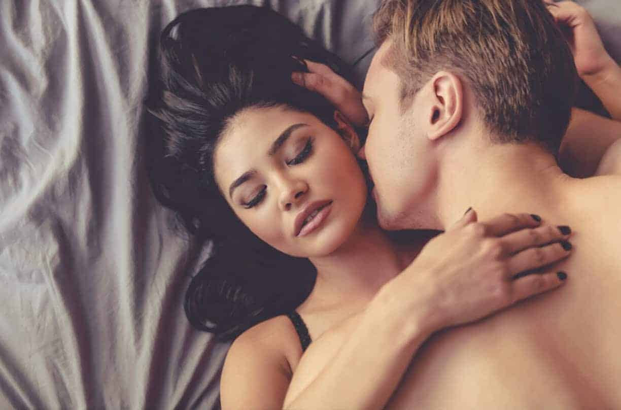 signs a woman is faking orgasm