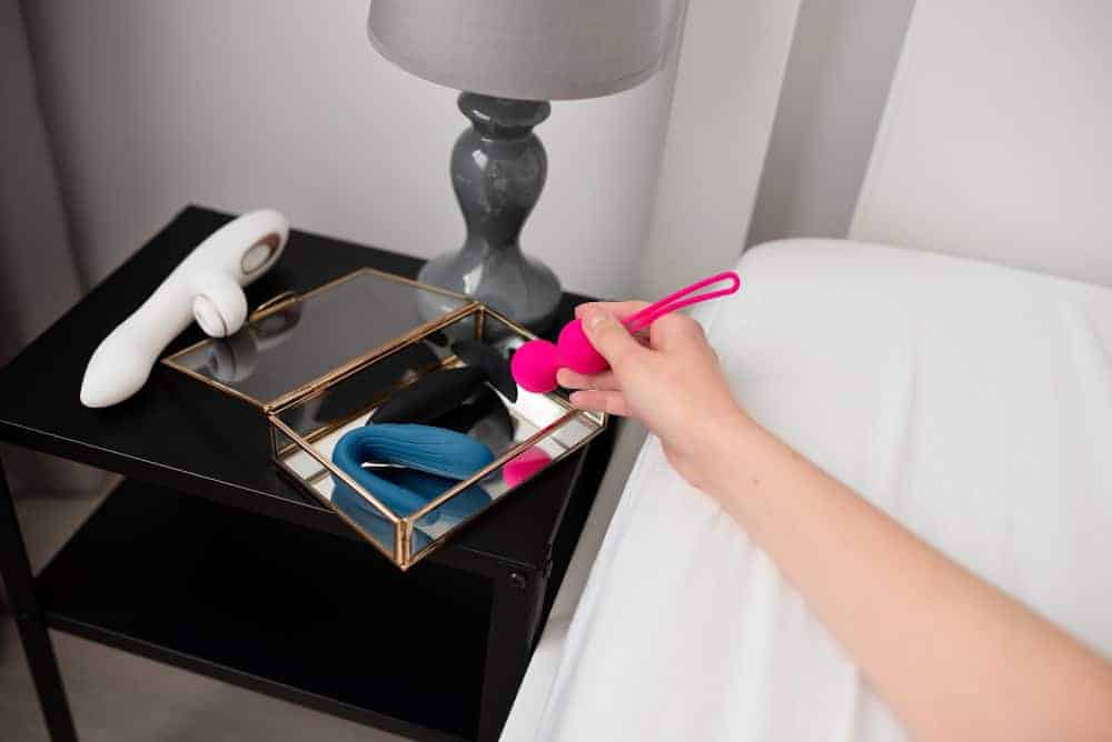 signs you need to stop masturbating